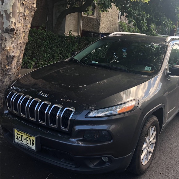 2015 Jeep Cherokee - Picture 8 of 8